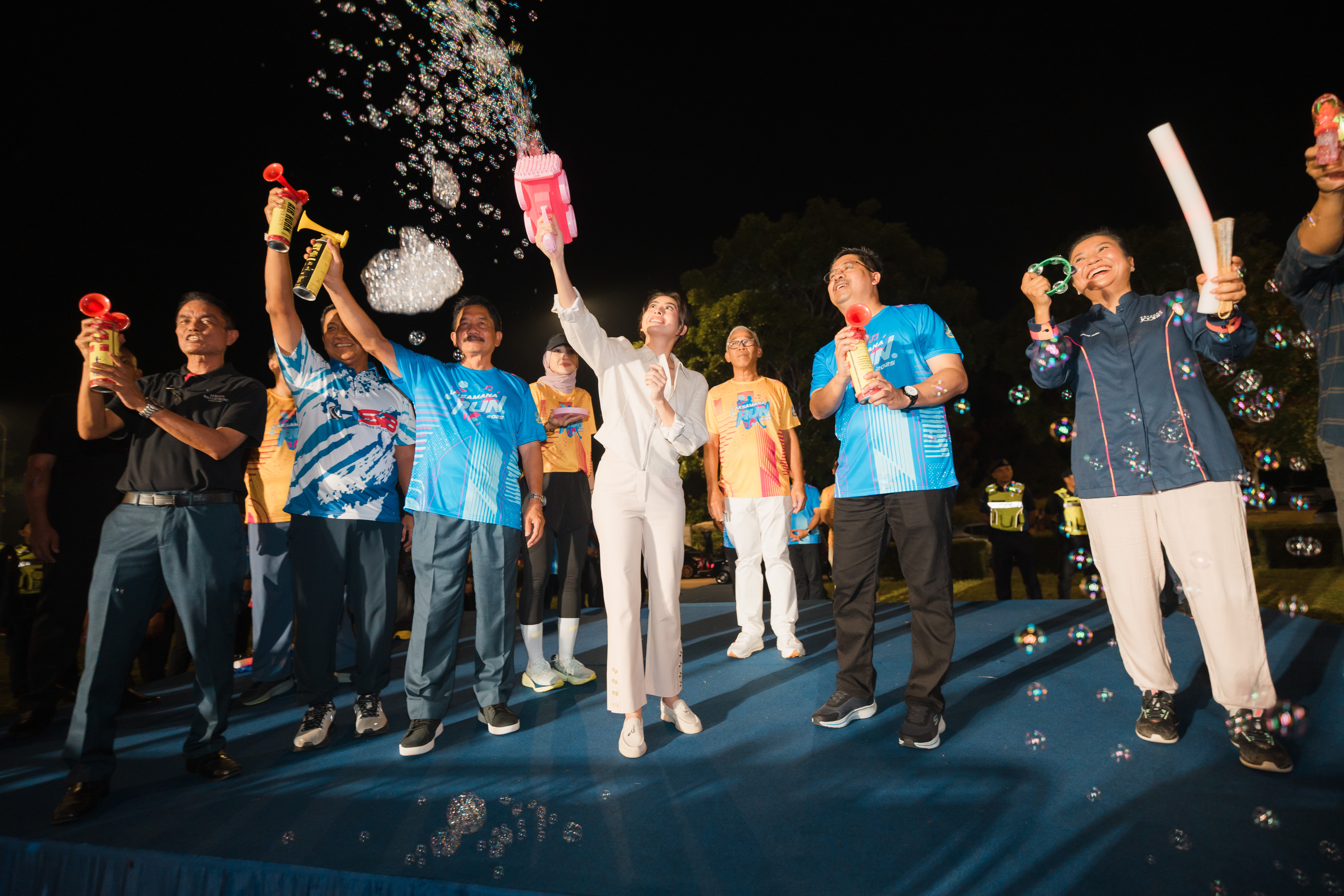 Fighting Cancer, Together