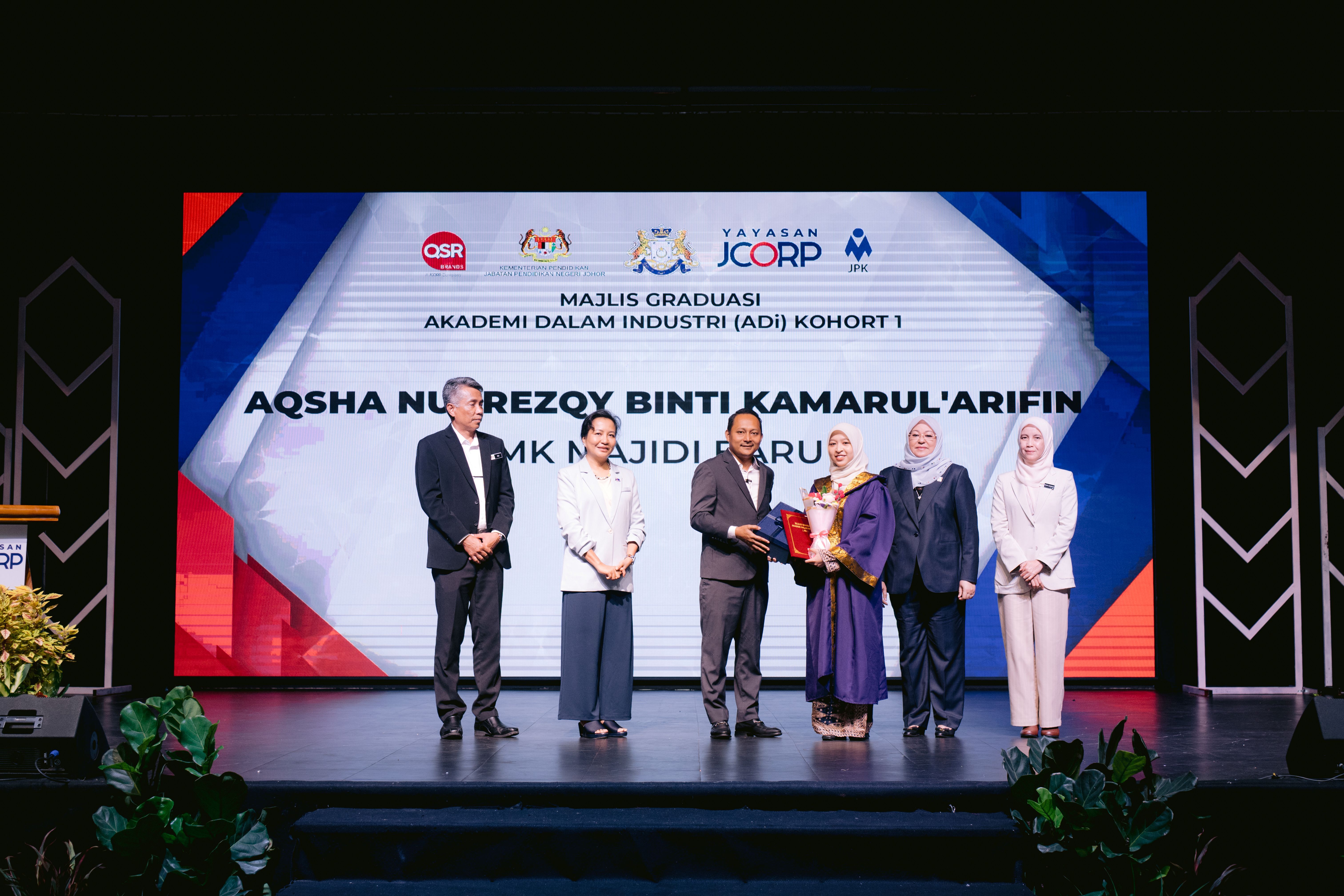 Celebrating QSR Brands & Yayasan JCorp’s First Akademi Dalam Industri (ADi) Apprenticeship Graduate